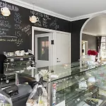 فندق مبيت وإفطار Det Gamle Apotek 2*